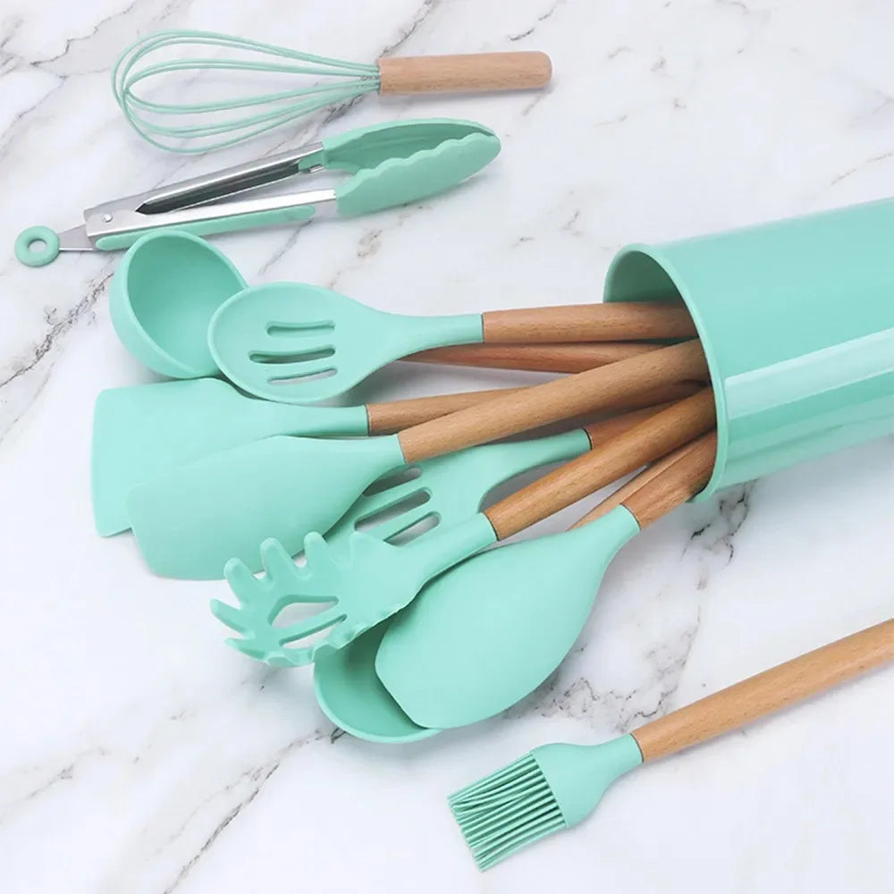 Kit de 12 UtensÃlios de Cozinha em Silicone com Cabo de Madeira