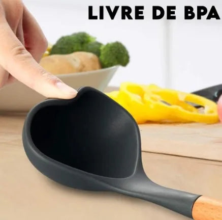 Kit de 12 UtensÃlios de Cozinha em Silicone com Cabo de Madeira