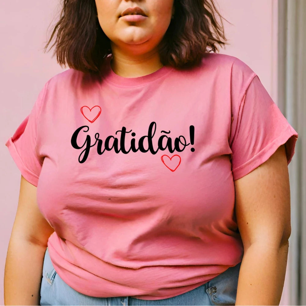 Camiseta Feminina Estampada GuGi "Gratidão!" com Corações 100% Algodão Macio