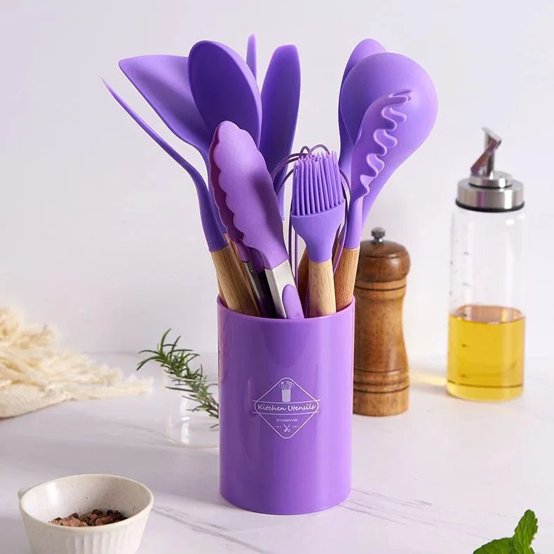 Kit de 12 Utensílios de Cozinha em Silicone com Cabo de Madeira